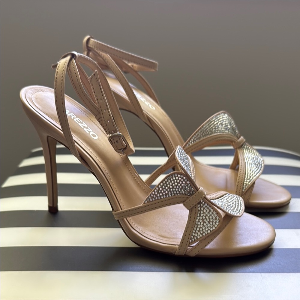 Elegant Tan Heels with Silver Highlights